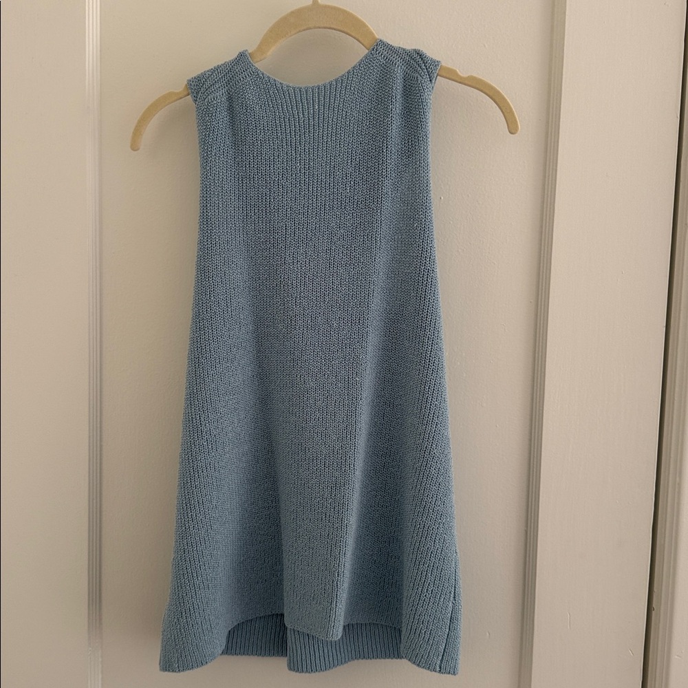 Light Blue Knit Keyhole Top - Picture 2 of 3